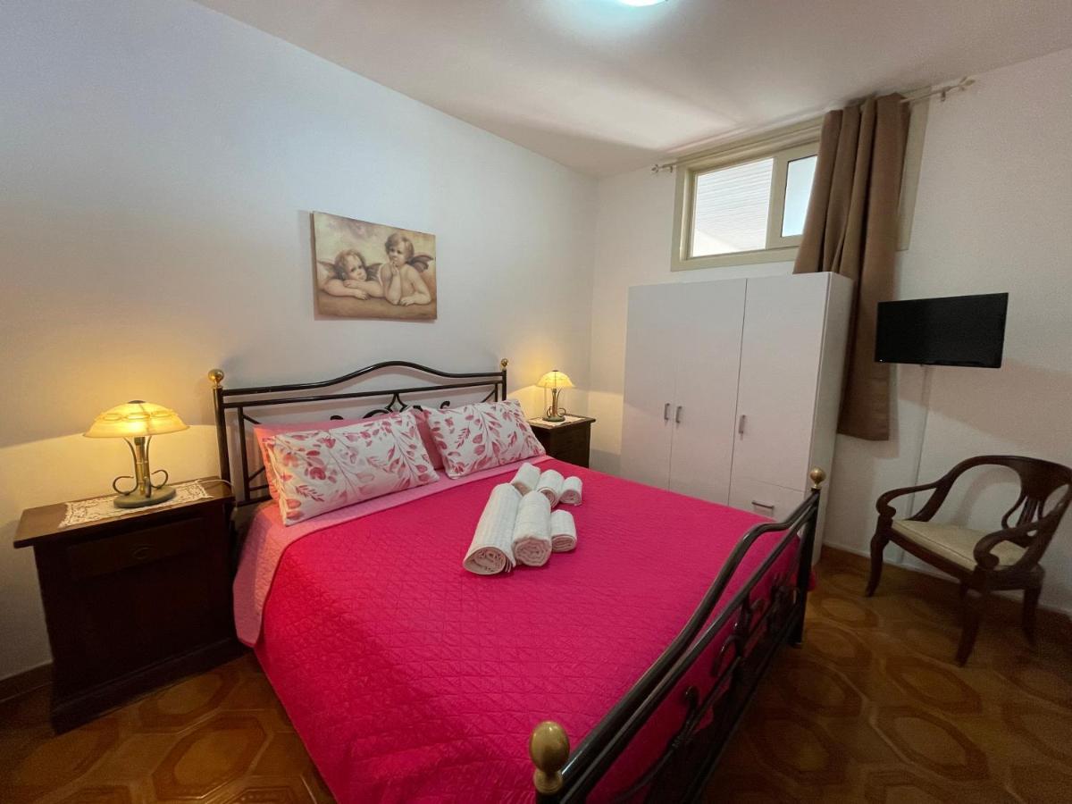タオルミーナ Casa Rosyヴィラ エクステリア 写真